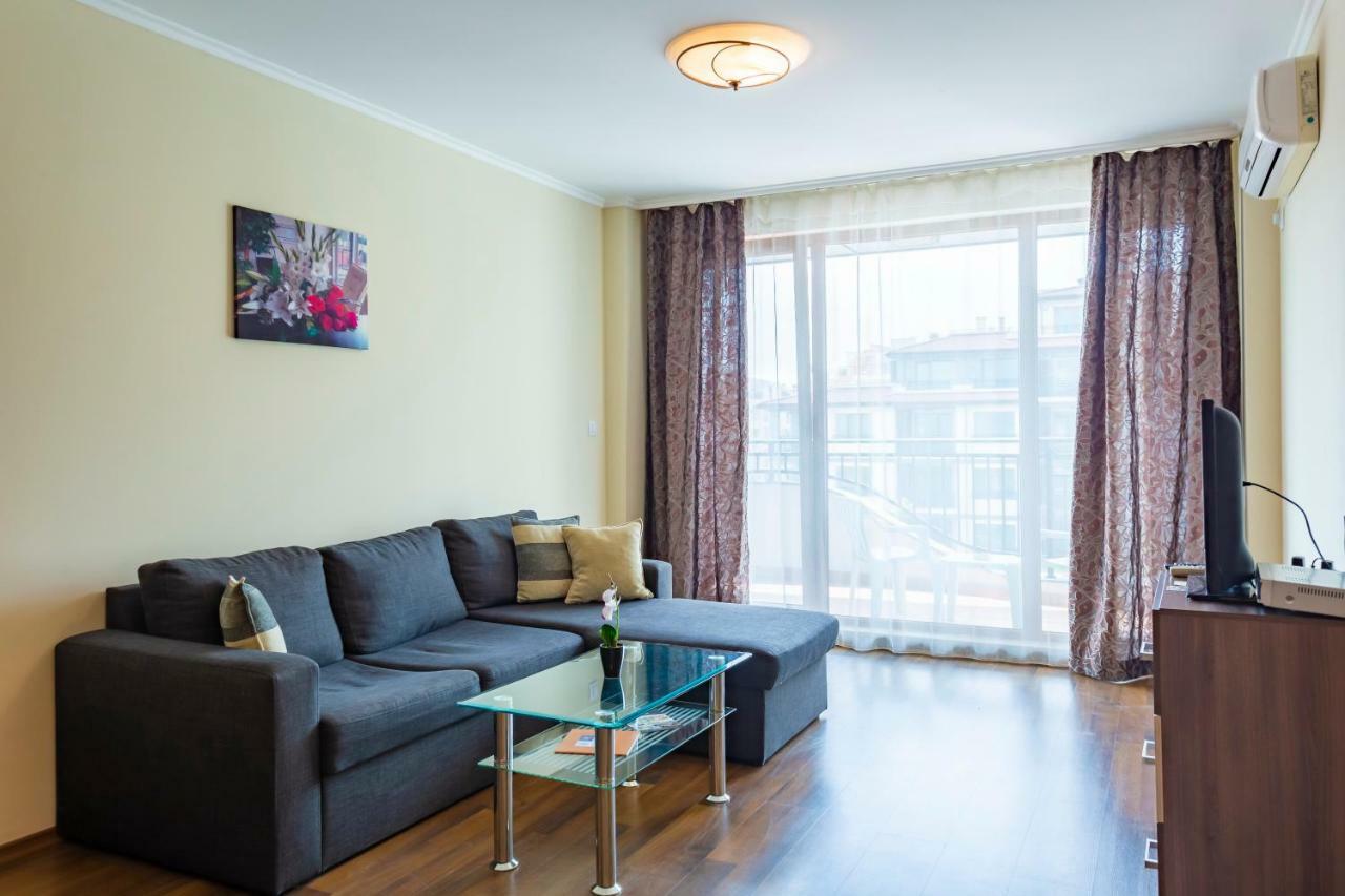 Rose Gardens Apart Hotel Pomorie Ngoại thất bức ảnh
