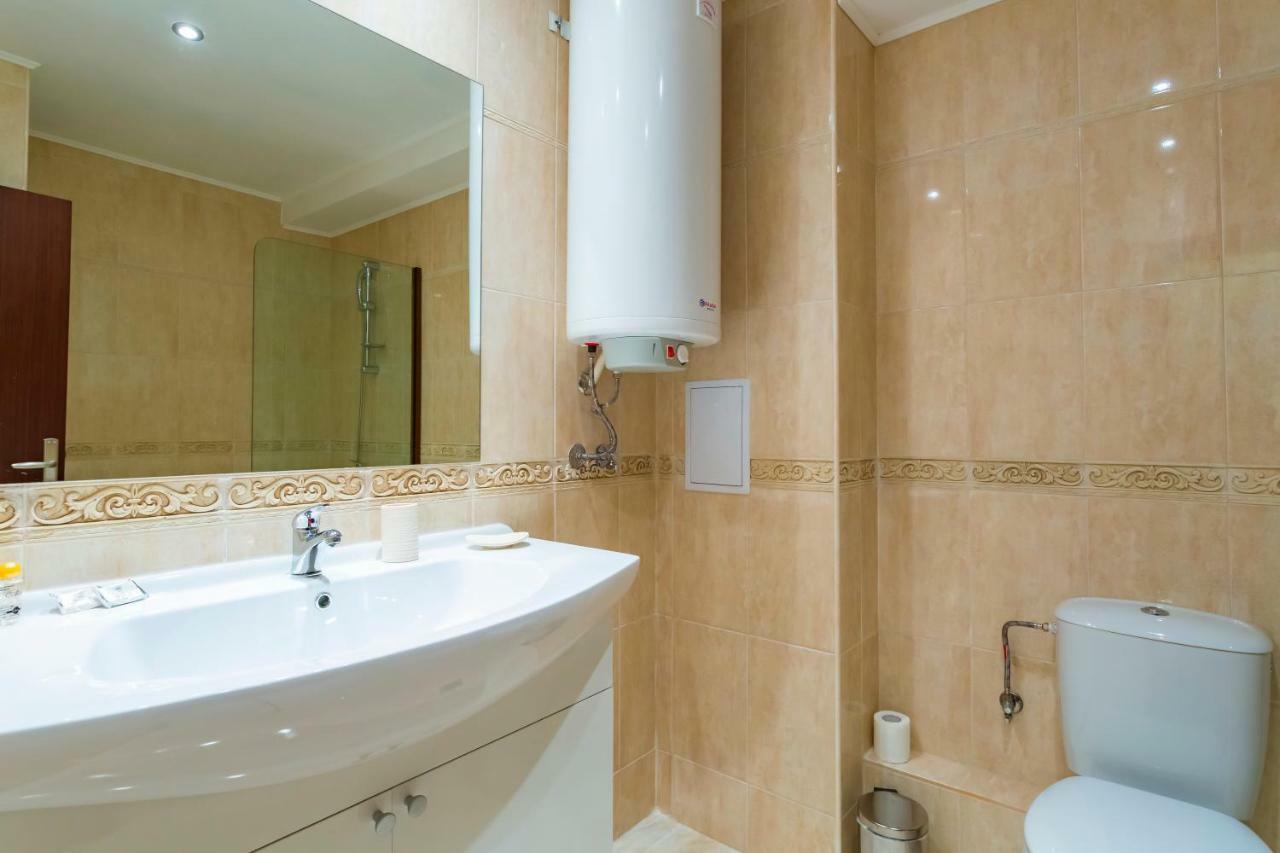 Rose Gardens Apart Hotel Pomorie Ngoại thất bức ảnh