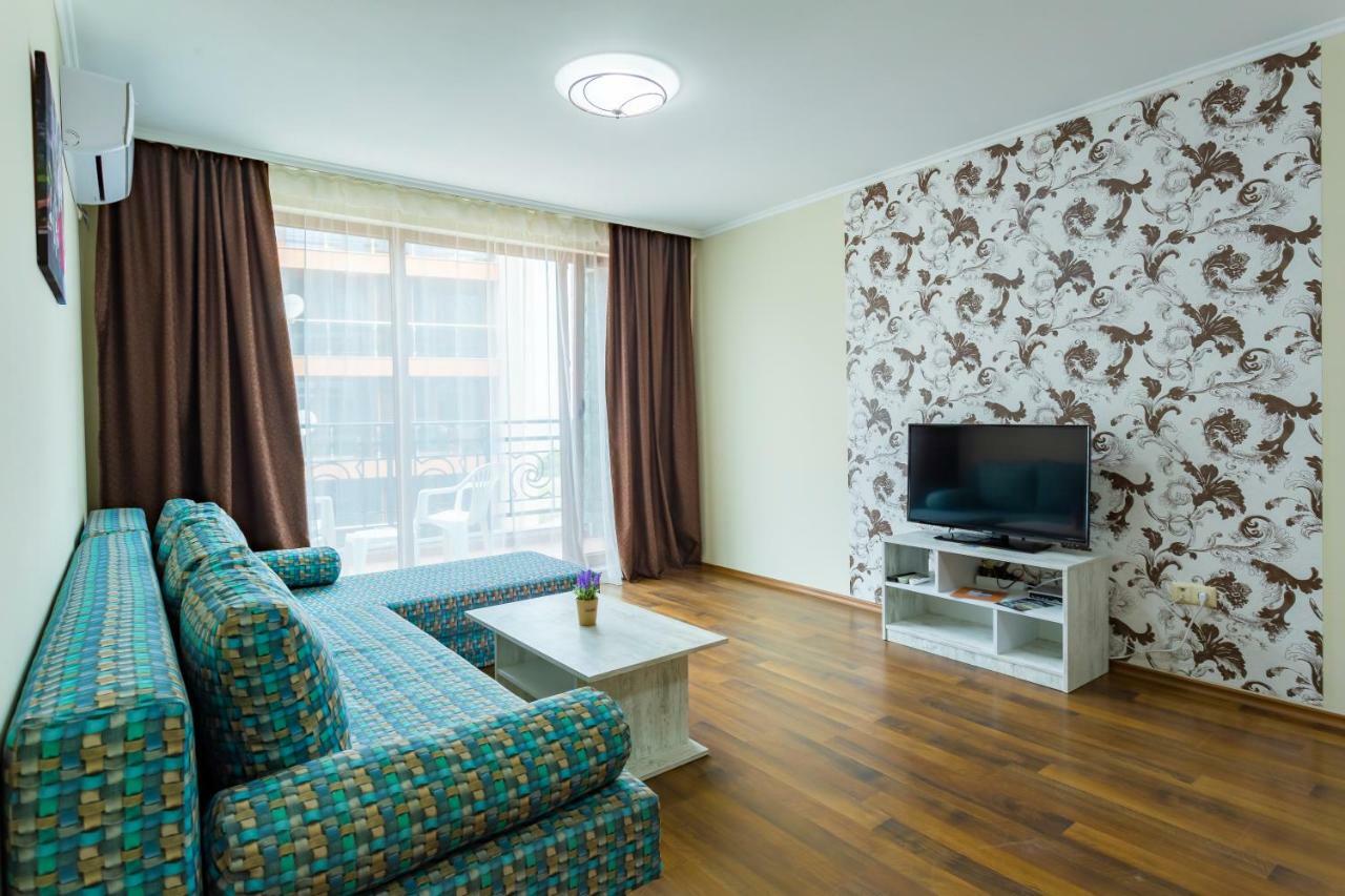 Rose Gardens Apart Hotel Pomorie Ngoại thất bức ảnh
